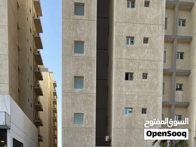 شقة خلو للبيع للمقيمين فقط