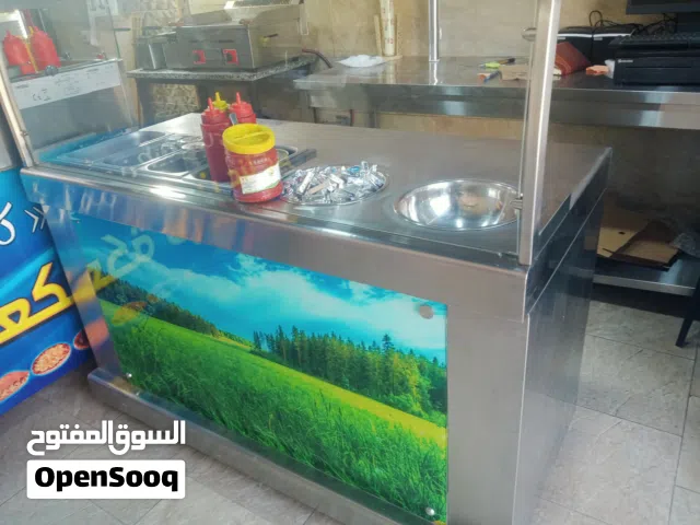 ثلاجه صناعي أربعة جاطات واثنين دائري تصلح سناك او ساندويتش