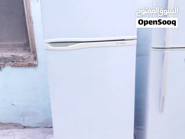 متوفر ثلاجه دايو18 قدم حجم متوسط بحاله ممتازه معا التوصل التشغيل والكفاله تبريد وتجميد