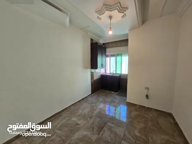 ستديوهات عدد 6 للبيع لقطه للبيع المستعجل شارع الجامعة الاردنية