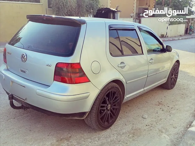 جولف 2003 للبيع  فحص نخب اول قلقيلية .......