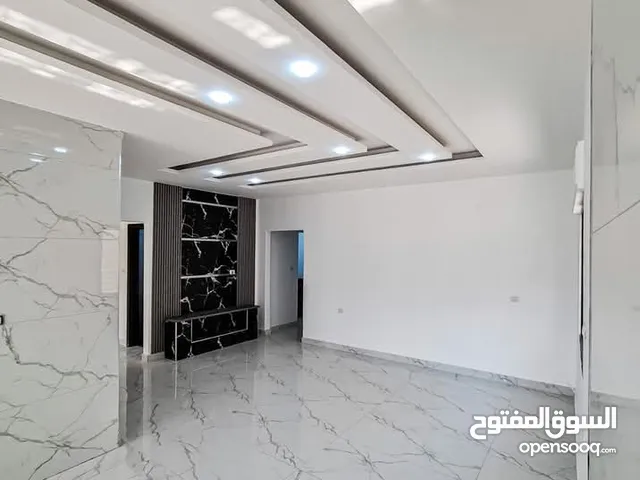 شقة جديدة لم تسكن بتصميم عصري فاخرة