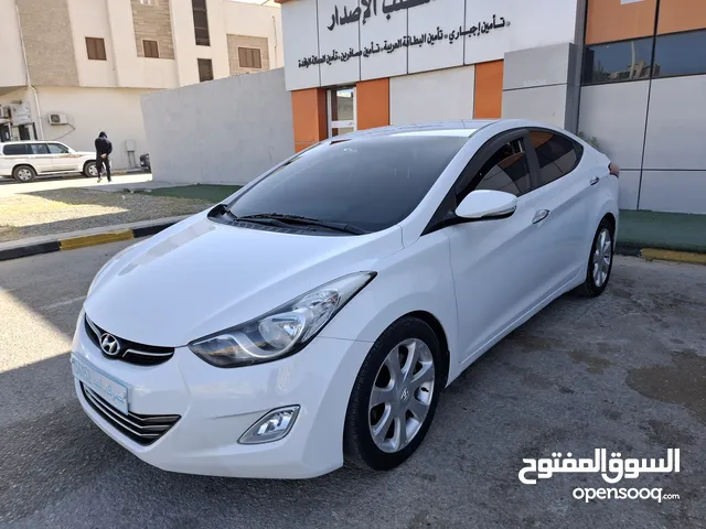 Used Hyundai Avante in Tripoli