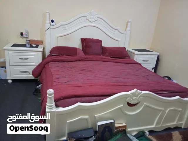 غرف نوم شبه  جديده