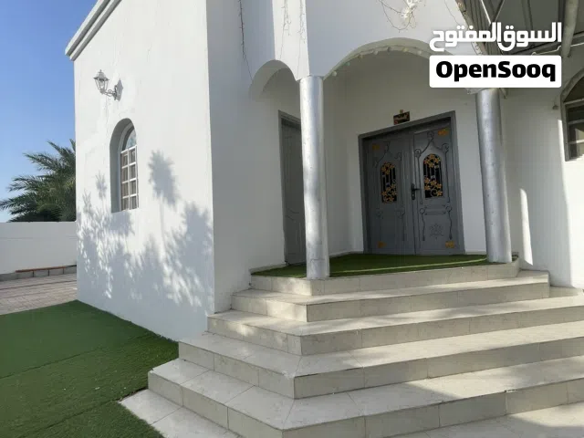 فيلا الإيجار المعبيله-بالقرب صناعية و قريب المنتزه موقع مميز جدا بالقرب جامع