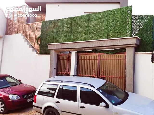 140 m2 4 Bedrooms Townhouse for Sale in Tripoli Al-Ghasi