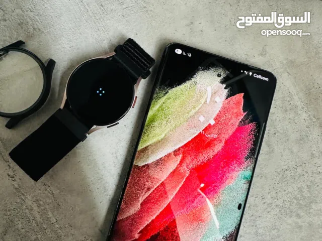 Samsung Galaxy S21 Ultra + Galaxy Watch 4