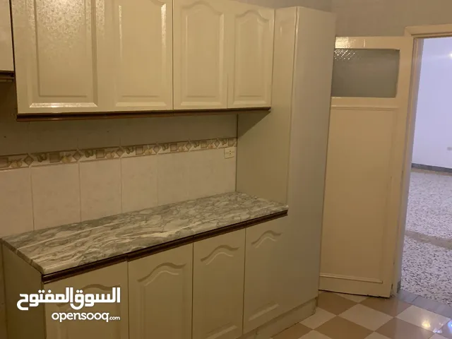 150 m2 3 Bedrooms Apartments for Rent in Tripoli Al-Mansoura