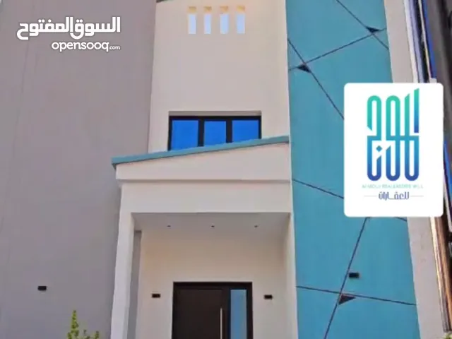 350 m2 3 Bedrooms Villa for Sale in Northern Governorate Barbar