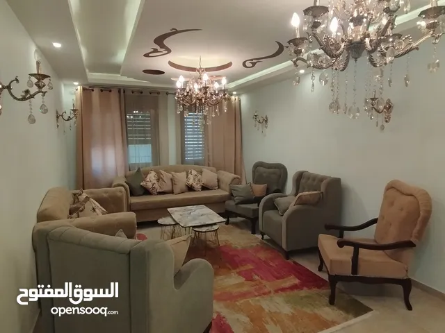 165 m2 3 Bedrooms Apartments for Sale in Ramallah and Al-Bireh Al Tira