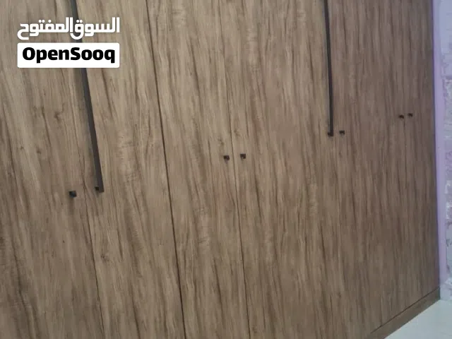 خزانة ملابس خشبية كبيرة (6 أبواب) – تصميم مودرن بحالة ممتازة