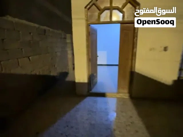 150 m2 4 Bedrooms Townhouse for Rent in Basra Qibla