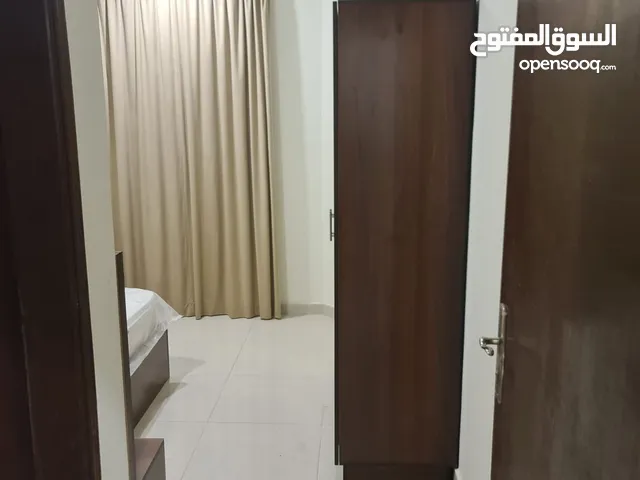 للبيع خشب سراير نوم مفرده وزوجي وكبتات غير راكب... جمله