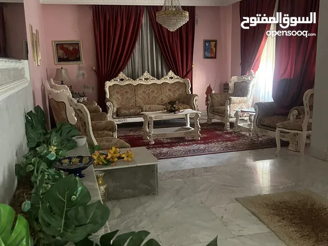 350 m2 4 Bedrooms Villa for Sale in Amman Dahiet Al Ameer Rashed