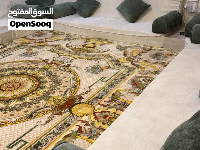 مستعمل شهور جداً نظيف