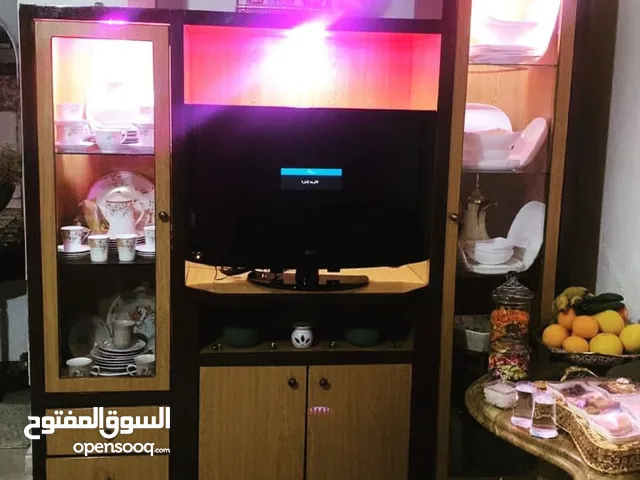 بوفيه مستعمل شبه جديد وسعر قابل للتفاوض