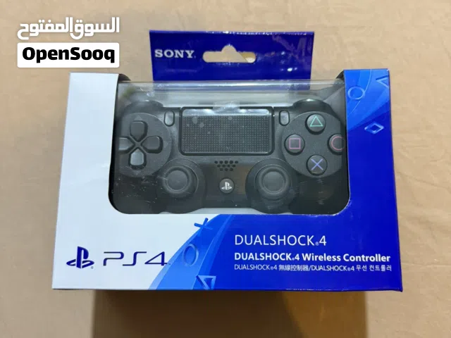 جويستك بلايستيشن 4 و ستاند تبريد " اقره الوصف "