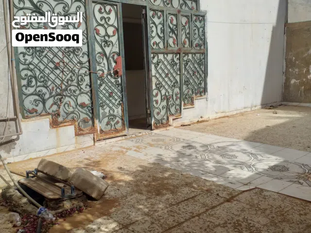 100 m2 1 Bedroom Townhouse for Rent in Tripoli Al-Kremiah