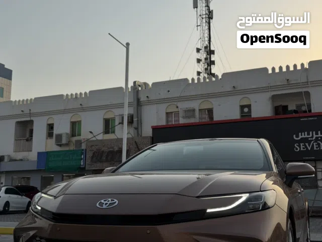 كامري 2025 وكالة عمان ، تحت الضمان