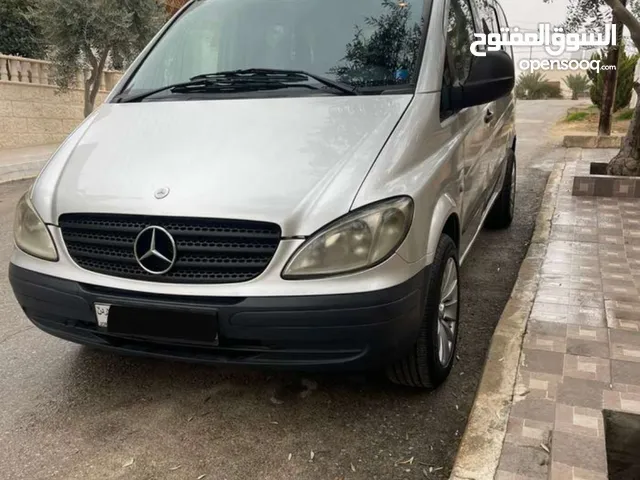 باص مرسيدس فيتو نقل مشترك لون سلفر موديل 2006 فحص 4جيد ولا نقطة صدا او هريان قطارة في صرف الديزل