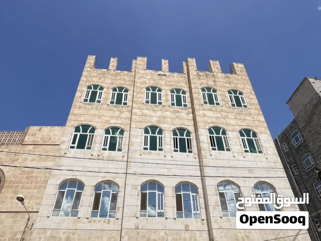 250 m2 4 Bedrooms Apartments for Rent in Sana'a Sana