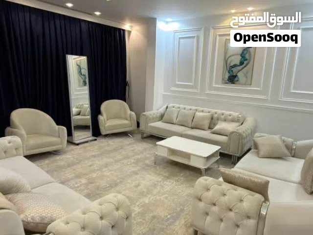 شقة سوبرلوكس للايجار في منطقه دقادوستا  شقه في دور الاول علوي