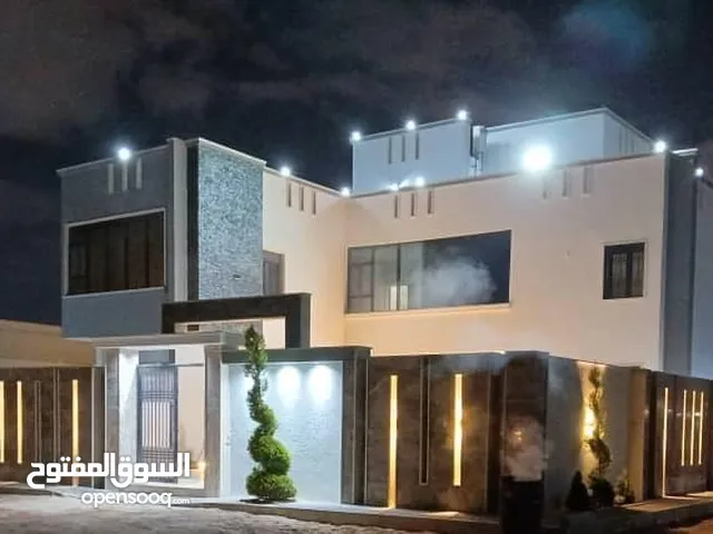 300 m2 5 Bedrooms Villa for Sale in Benghazi Venice