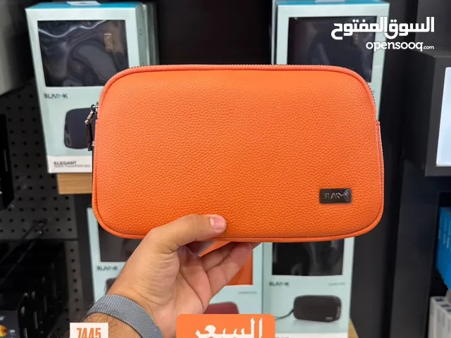 حقيبه جلد تحتوي ع بصمه اصبع كوالتي عالي