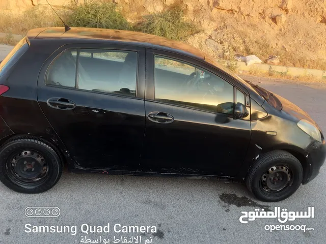 تويوتا يارس 2006 اتوماتيك بحاله ممتازه جدا