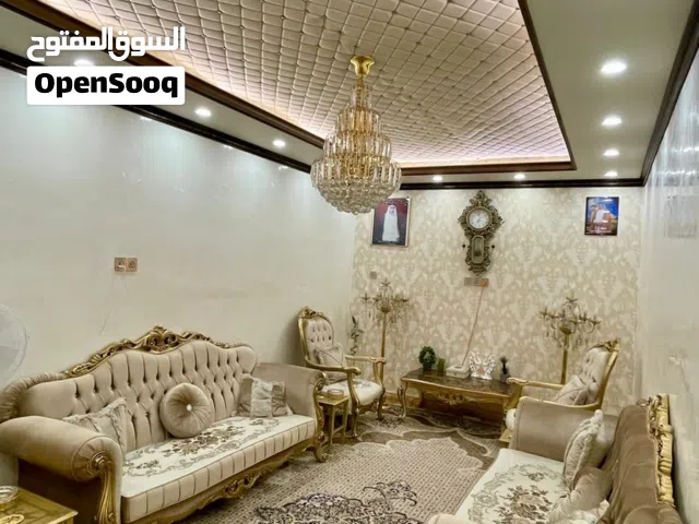 250 m2 5 Bedrooms Townhouse for Sale in Basra Al Jameea