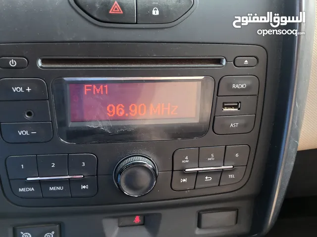 رينو داستر 2017 ممشى 120 الف كم 2000 CC مثبت ومحدد سرعة .