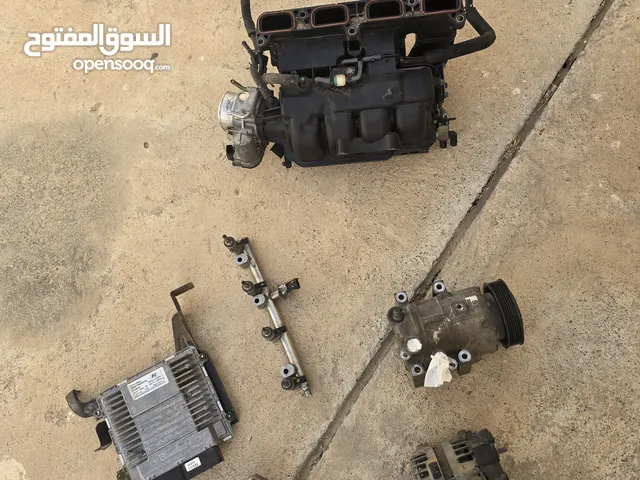 قطع غيار مستعملة بحالة ممتازة لكيا أوبتيما وهيونداي سوناتا