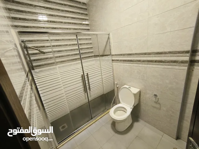 166 m2 3 Bedrooms Apartments for Sale in Amman Tabarboor