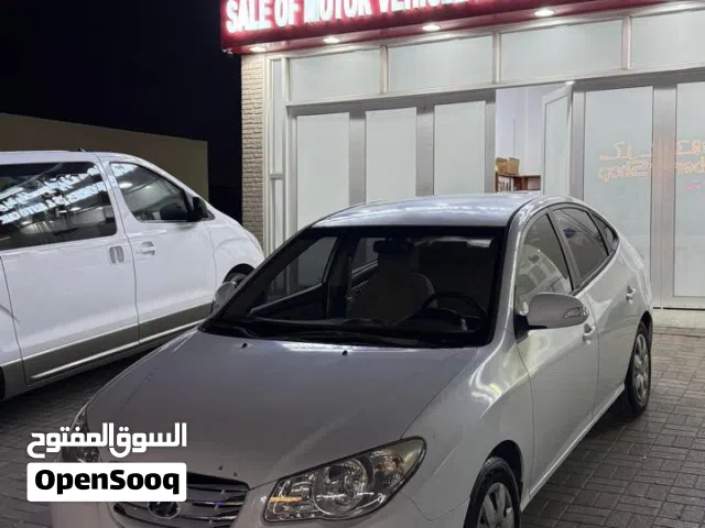 2010 هيونداي النترا SE