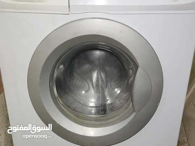 غساله وايت بوينت ايطالي الصنع 7كيلو بحالة جيدة جدا وممتازة