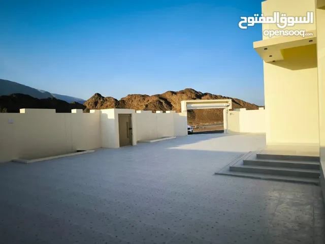 260 m2 3 Bedrooms Townhouse for Sale in Al Dakhiliya Sumail