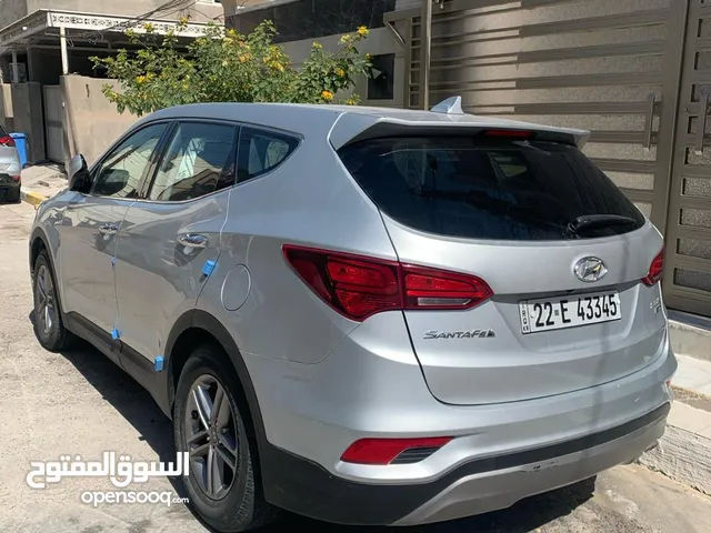 Hyundai Santa Fe 2017 in Baghdad