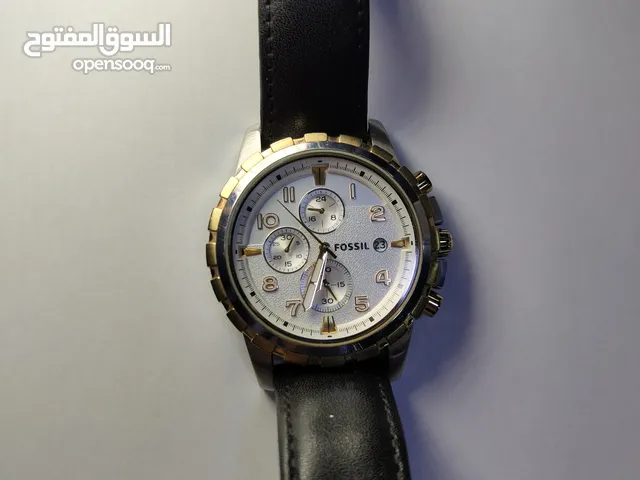 ساعة كرونوغراف من علامة Fossil