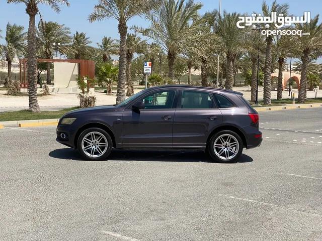 Audi Q5 / 2010 (Grey)