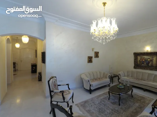 800 m2 5 Bedrooms Villa for Sale in Amman Al Rabiah