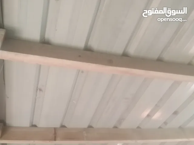 خمس الواح زينكو مستعمل بحال الجيد طول 6 متر للواحد للبيع بسعر 30 دينار بدون الخشب
