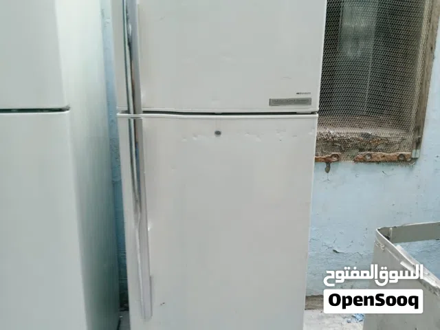 نبيع ثلاجه توشيبا حجم متوسط 16 قدم بحاله ممتازه