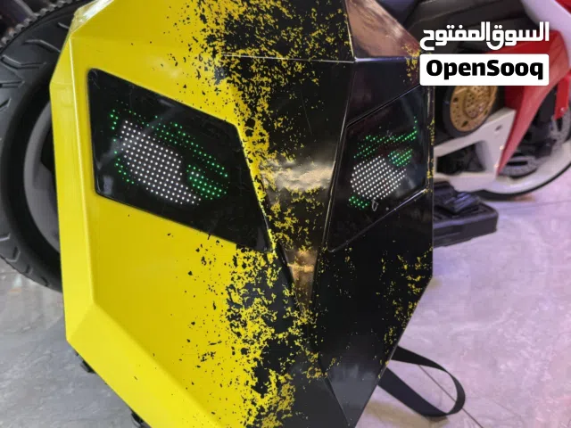 حقيبة ظهر مضيئة بتصميم انيق مخصصة لراكبي الدراجات النارية DAI BOSS