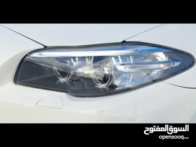 اضويه bmw f10 2016 كاملات مع محولاتهم كاملين بحاله ممتازه 400 دينار