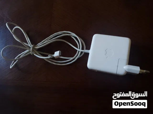 شواحن Apple