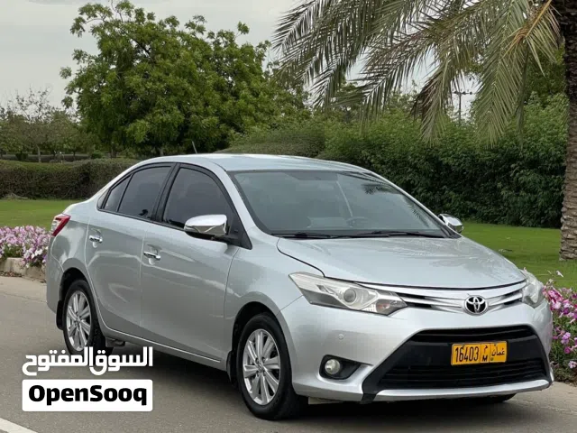 ياريس 2014 للبيع فقط
