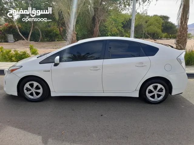 Toyota Prius 2015 in Aqaba