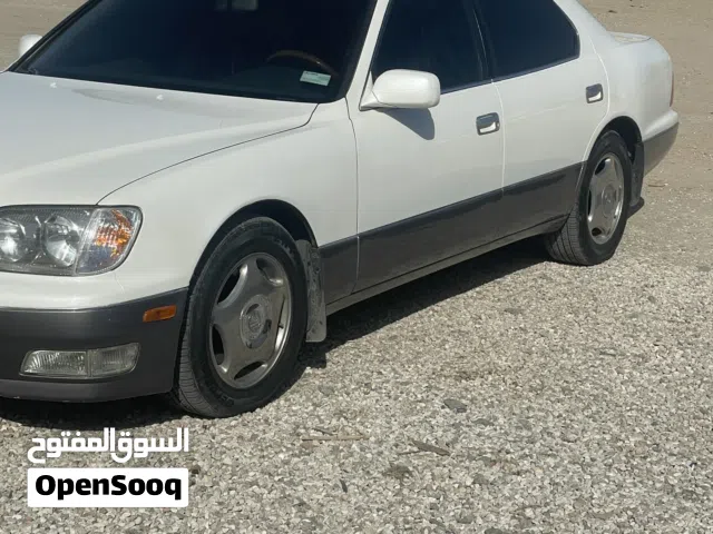 2000 Lexus LS LS 400