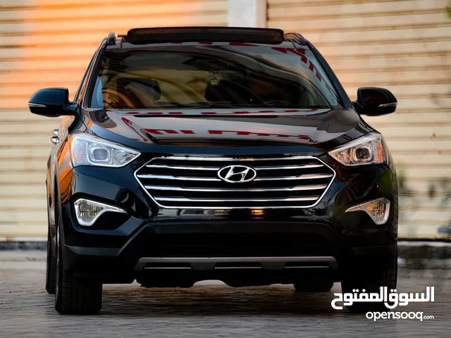 Hyundai Santa Fe Limited in Benghazi
