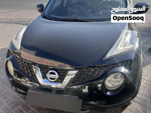 2015 نيسان جوك Standard
